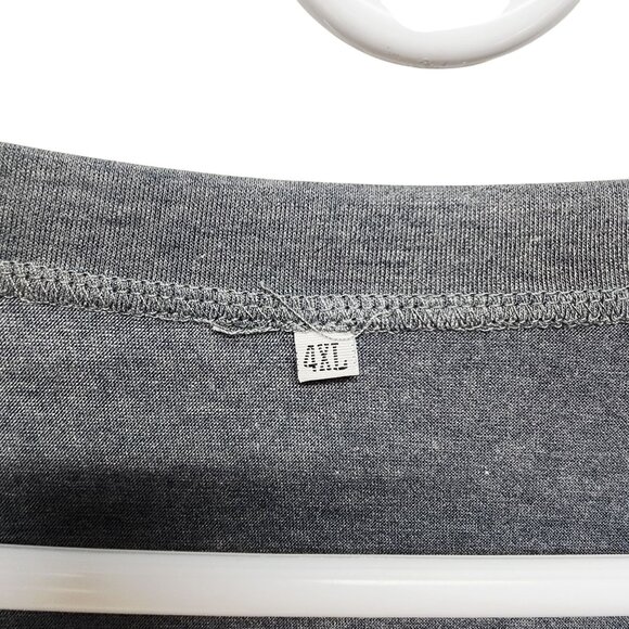 Plus Size Christmas Sweatshirt Womens Raglan Tee Buffalo Plaid & Leopard SZ 4XL - Picture 2 of 8